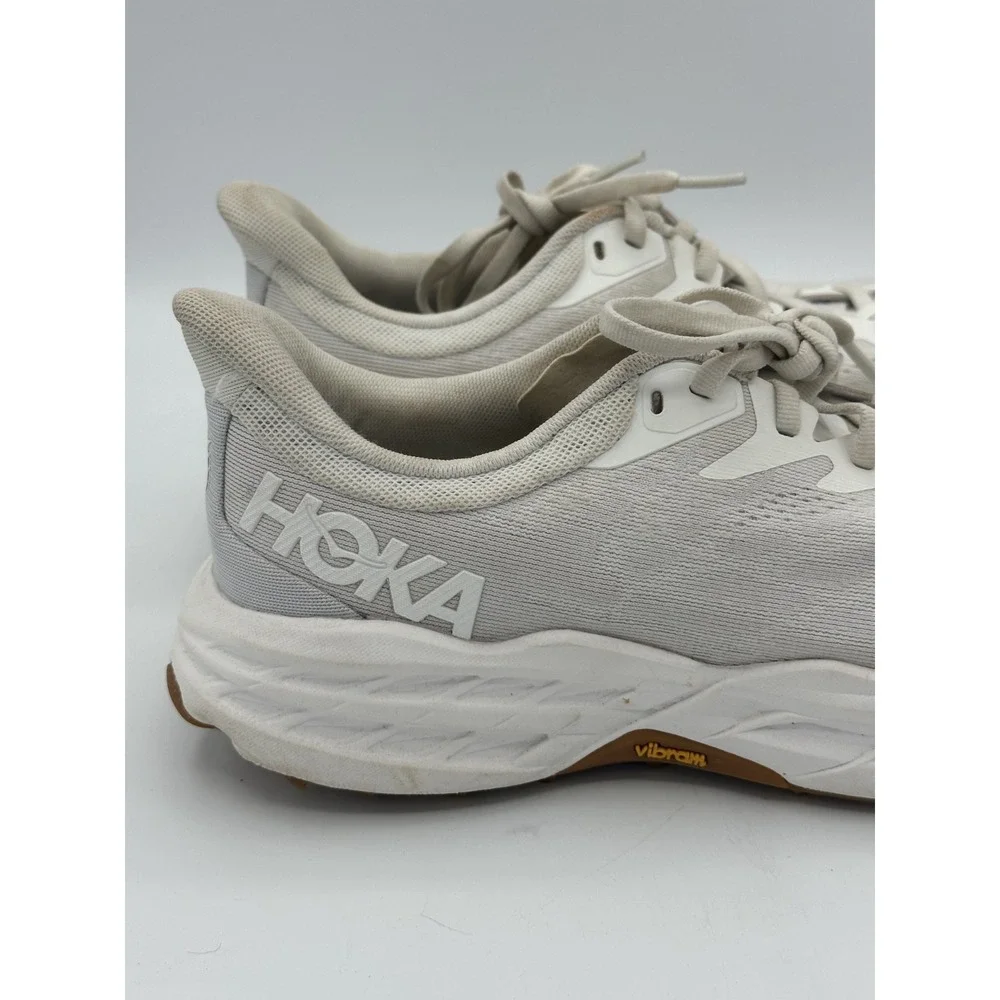 Hoka Women's Speedgoat 5 Size 9.5B White Gum |1123158/WNCL|